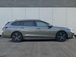 Volkswagen Passat Variant R-Line AHK+PANO+NAVI+Head-UP+Matrix-LED+ACC 