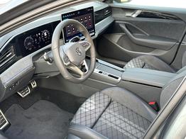 Volkswagen Passat Variant R-Line AHK+PANO+NAVI+Head-UP+Matrix-LED+ACC 