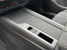 Volkswagen Passat Variant Business DSG+AHK+MASSAGE+NAVI+ACC+KAMERA+LED+17" ALU 