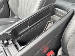 Volkswagen Passat Variant Business DSG+AHK+MASSAGE+NAVI+ACC+KAMERA+LED+17" ALU 