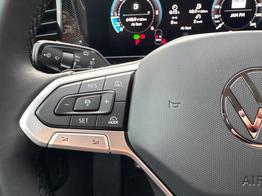 Volkswagen Passat Variant Business DSG+AHK+MASSAGE+NAVI+ACC+KAMERA+LED+17" ALU 