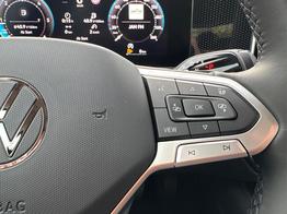 Volkswagen Passat Variant Business DSG+AHK+MASSAGE+NAVI+ACC+KAMERA+LED+17" ALU 