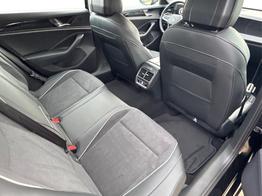 Volkswagen Passat Variant Business DSG+AHK+MASSAGE+NAVI+ACC+KAMERA+LED+17" ALU 