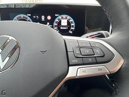 Volkswagen Passat Variant Business DSG+AHK+MASSAGE+NAVI+ACC+KAMERA+LED+17" ALU 