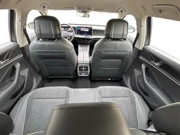 Volkswagen Passat Variant Business DSG+AHK+MASSAGE+NAVI+ACC+KAMERA+LED+17" ALU 