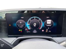 Volkswagen Passat Variant Business DSG+AHK+MASSAGE+NAVI+ACC+KAMERA+LED+17" ALU 