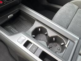 Volkswagen Passat Variant Business DSG+AHK+MASSAGE+NAVI+ACC+KAMERA+LED+17" ALU 