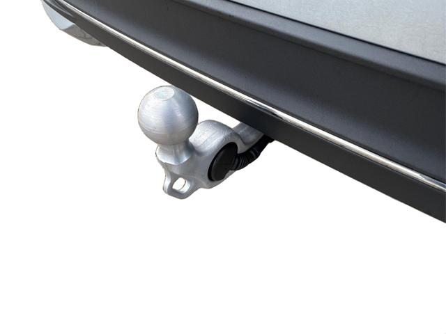 Volkswagen / Passat Variant / Silber / / / DSG+AHK+MASSAGE+NAVI+ACC+KAMERA+LED+17 ALU