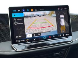 Volkswagen Passat Variant Business DSG+AHK+MASSAGE+NAVI+ACC+KAMERA+LED+17" ALU 