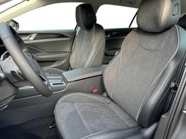 Volkswagen Passat Variant Business DSG+AHK+MASSAGE+NAVI+ACC+KAMERA+LED+17" ALU 