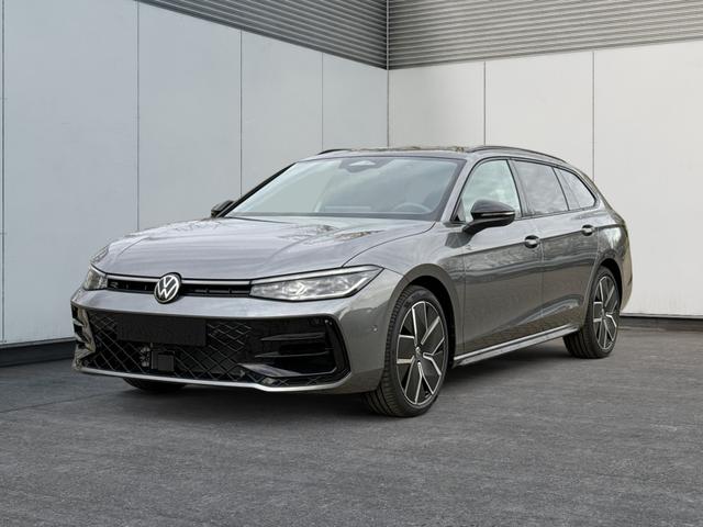 Volkswagen Passat Variant - R-Line UVP: 76.685,- LEDER+PANO+AHK+19"ALU+H&K+DCC+MATRIX