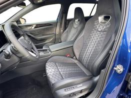 Volkswagen Passat Variant R-Line 4WD+BLACK+PANO+AHK+DCC+MATRIX+HARMAN 