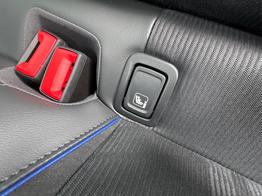 Volkswagen Passat Variant R-Line 4WD+BLACK+PANO+AHK+DCC+MATRIX+HARMAN 