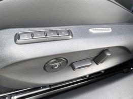 Volkswagen Passat Variant R-Line 4WD+BLACK+PANO+AHK+DCC+MATRIX+HARMAN 