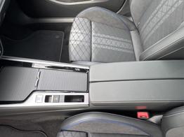 Volkswagen Passat Variant R-Line 4WD+BLACK+PANO+AHK+DCC+MATRIX+HARMAN 