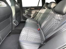 Volkswagen Passat Variant R-Line 4WD+BLACK+PANO+AHK+DCC+MATRIX+HARMAN 