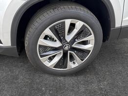 Skoda Karoq Selection AHK+el.HECKKLAPPE+KAMERA+PDC+KESSY+ACC 