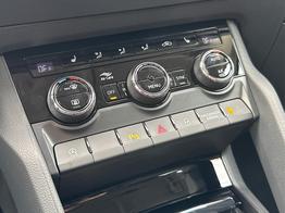 Skoda Karoq Selection AHK+el.HECKKLAPPE+KAMERA+PDC+KESSY+ACC 