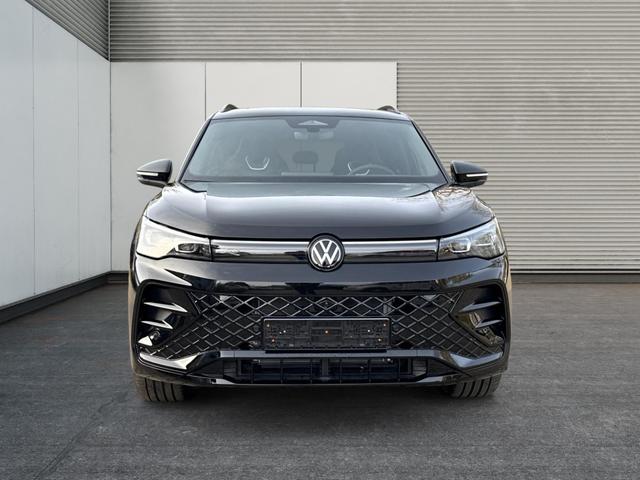 Volkswagen Tiguan R-Line People PLUG-IN+PANO+AHK+HD MATRIX+NAVI+BLACK STYLE+20" LM+ACC 
