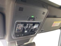 Volkswagen Tiguan R-Line People PLUG-IN+PANO+AHK+HD MATRIX+NAVI+BLACK STYLE+20" LM+ACC 