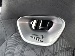 Volkswagen Tiguan R-Line People PLUG-IN+PANO+AHK+HD MATRIX+NAVI+BLACK STYLE+20" LM+ACC 