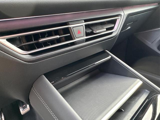 Volkswagen Tiguan R-Line People PLUG-IN+PANO+AHK+HD MATRIX+NAVI+BLACK STYLE+20" LM+ACC 