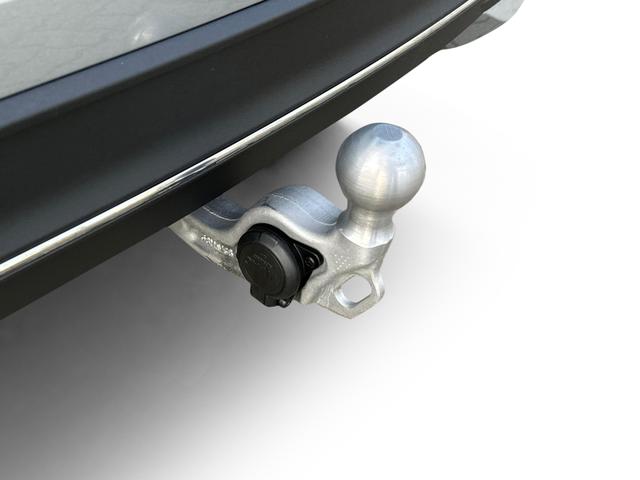 Volkswagen / Passat Variant / Silber / / / DSG+AHK+PANO+NAVI+ACC+KAMERA+LED+MASSAGE