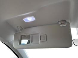 Skoda Karoq Selection AHK+KAMERA+EL. HECKKL.+SHZ+ACC+KESSY+18''ALU 