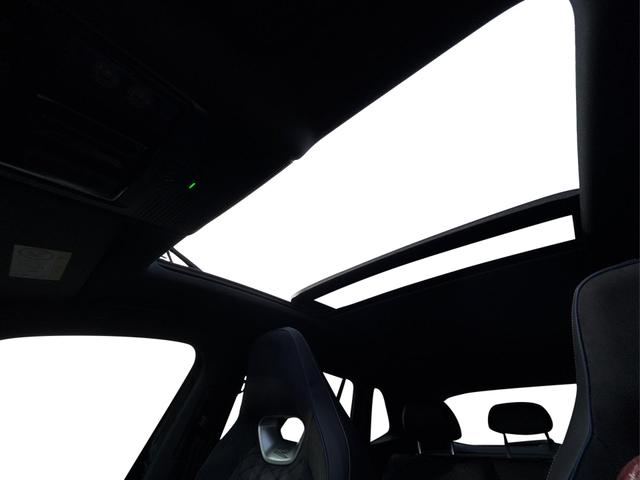 Volkswagen Tiguan R-Line People PLUG-IN+PANO+AHK+HD MATRIX+NAVI+BLACK STYLE+20" LM+ACC 