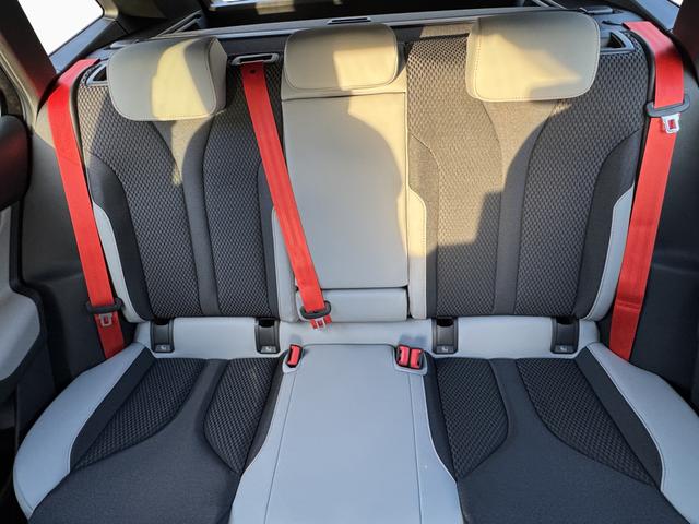 Beispielbilder, ggf. teilweise mit Sonderausstattung