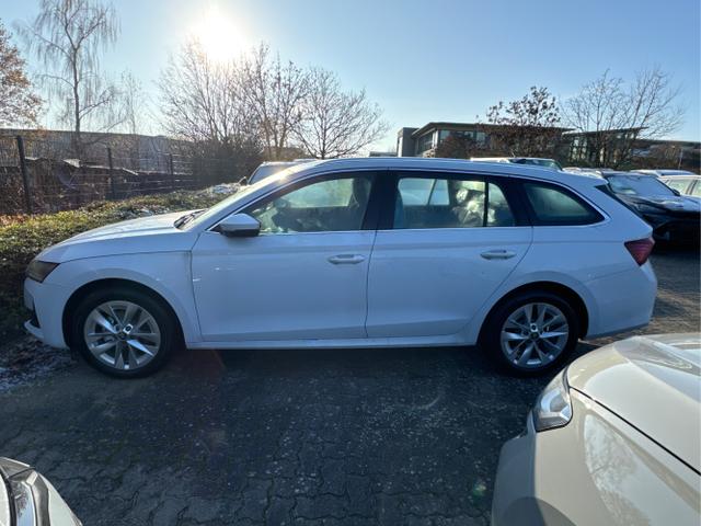 Skoda / Octavia Combi / Weiß / / / AHK+KAMERA+ACC+EL. HECKKL+SHZ