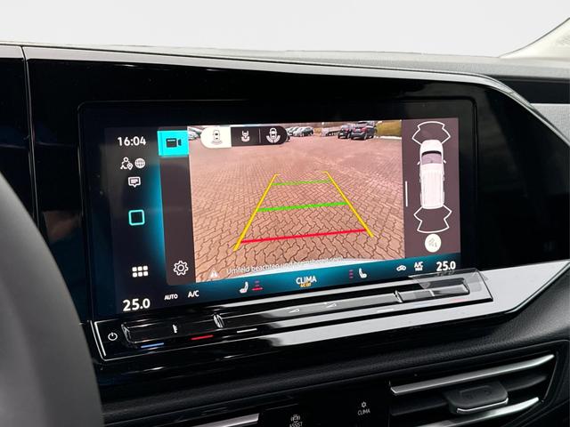 Volkswagen / Caddy / / / / NAVI+AHK+ACC+SHZ+KAMERA+LED+PDC