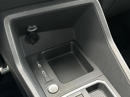 Volkswagen Caddy Style NAVI+AHK+ACC+SHZ+KAMERA+LED+PDC 