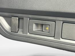 Skoda Octavia Combi Selection AHK+KAMERA+ACC+EL. HECKKL+SHZ 