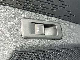 Skoda Octavia Combi Selection AHK+KAMERA+ACC+EL. HECKKL+SHZ 