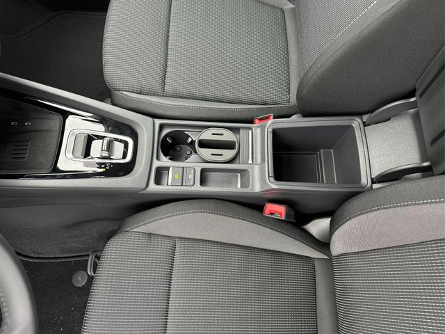 Skoda / Octavia Combi / Weiß / / / AHK+KAMERA+ACC+EL. HECKKL+SHZ