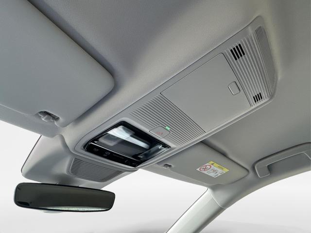 Skoda / Octavia Combi / Weiß / / / AHK+KAMERA+ACC+EL. HECKKL+SHZ