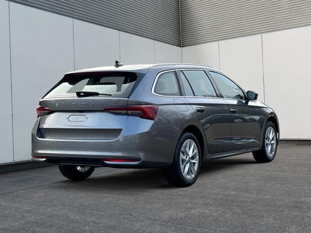 Skoda / Octavia Combi / Grau / / / AHK+KAMERA+ACC+EL. HECKKL+SHZ