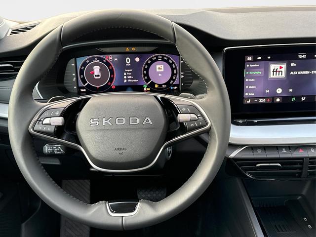 Skoda / Octavia Combi / Grau / / / AHK+KAMERA+ACC+EL. HECKKL+SHZ