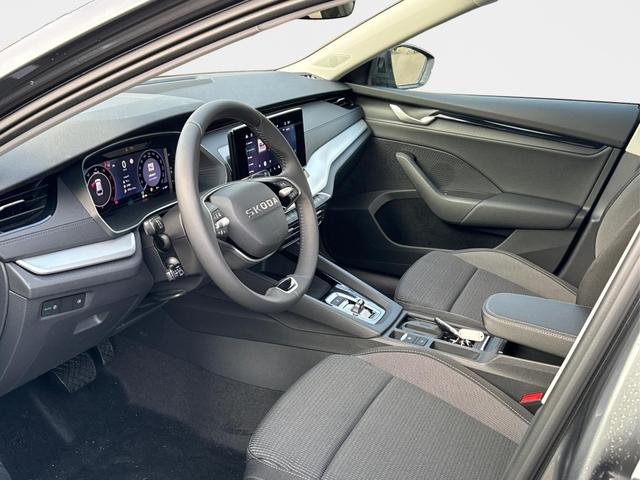 Skoda / Octavia Combi / Grau / / / AHK+KAMERA+ACC+EL. HECKKL+SHZ