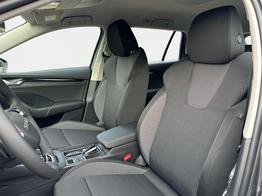 Skoda Octavia Combi Selection AHK+KAMERA+ACC+EL. HECKKL+SHZ 