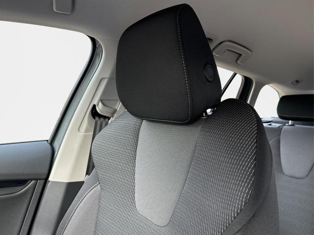 Skoda / Octavia Combi / Grau / / / AHK+KAMERA+ACC+EL. HECKKL+SHZ