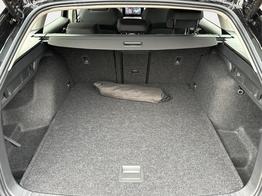 Skoda Octavia Combi Selection AHK+KAMERA+ACC+EL. HECKKL+SHZ 