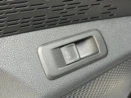 Skoda Octavia Combi Selection AHK+KAMERA+ACC+EL. HECKKL+SHZ 