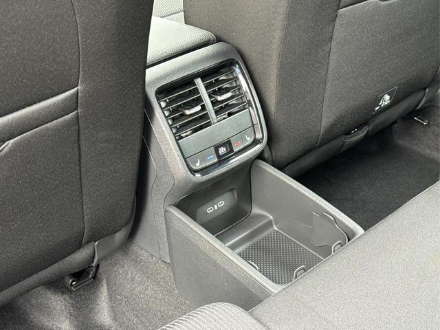 Skoda / Octavia Combi / Schwarz / / / AHK+KAMERA+ACC+EL. HECKKL+SHZ