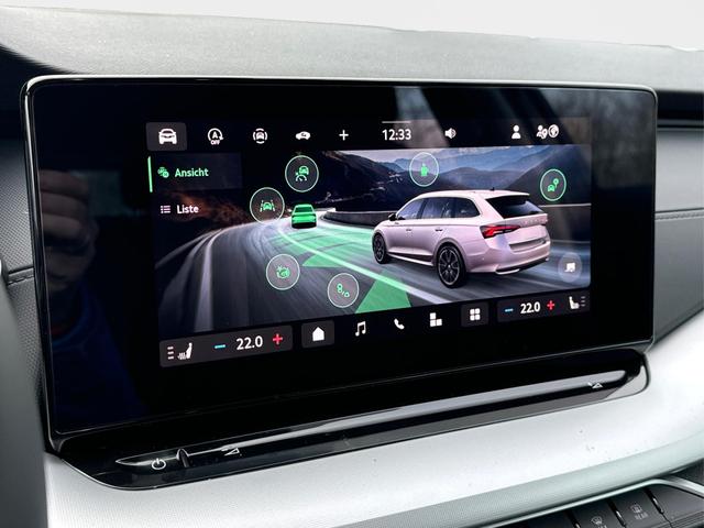 Skoda / Octavia Combi / Schwarz / / / AHK+KAMERA+ACC+EL. HECKKL+SHZ