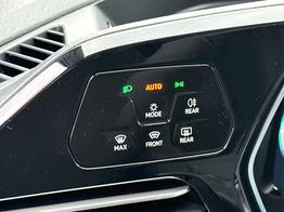 Volkswagen Caddy Style 4x4+NAVI+AHK+ACC+SHZ+KAMERA+LED+PDC 