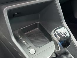 Volkswagen Caddy Style 4x4+NAVI+AHK+ACC+SHZ+KAMERA+LED+PDC 