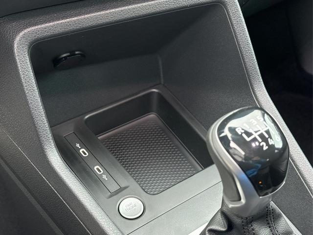 Volkswagen / Caddy / / / / 4x4+NAVI+AHK+ACC+SHZ+KAMERA+LED+PDC