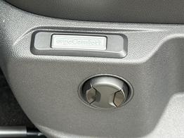 Volkswagen Caddy Style 4x4+NAVI+AHK+ACC+SHZ+KAMERA+LED+PDC 